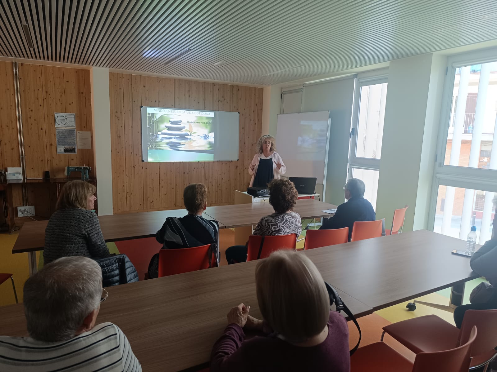 Xerrades Casals 2023-2024 Mindfulness Xerrades Casals 2023-2024 Mindfulness